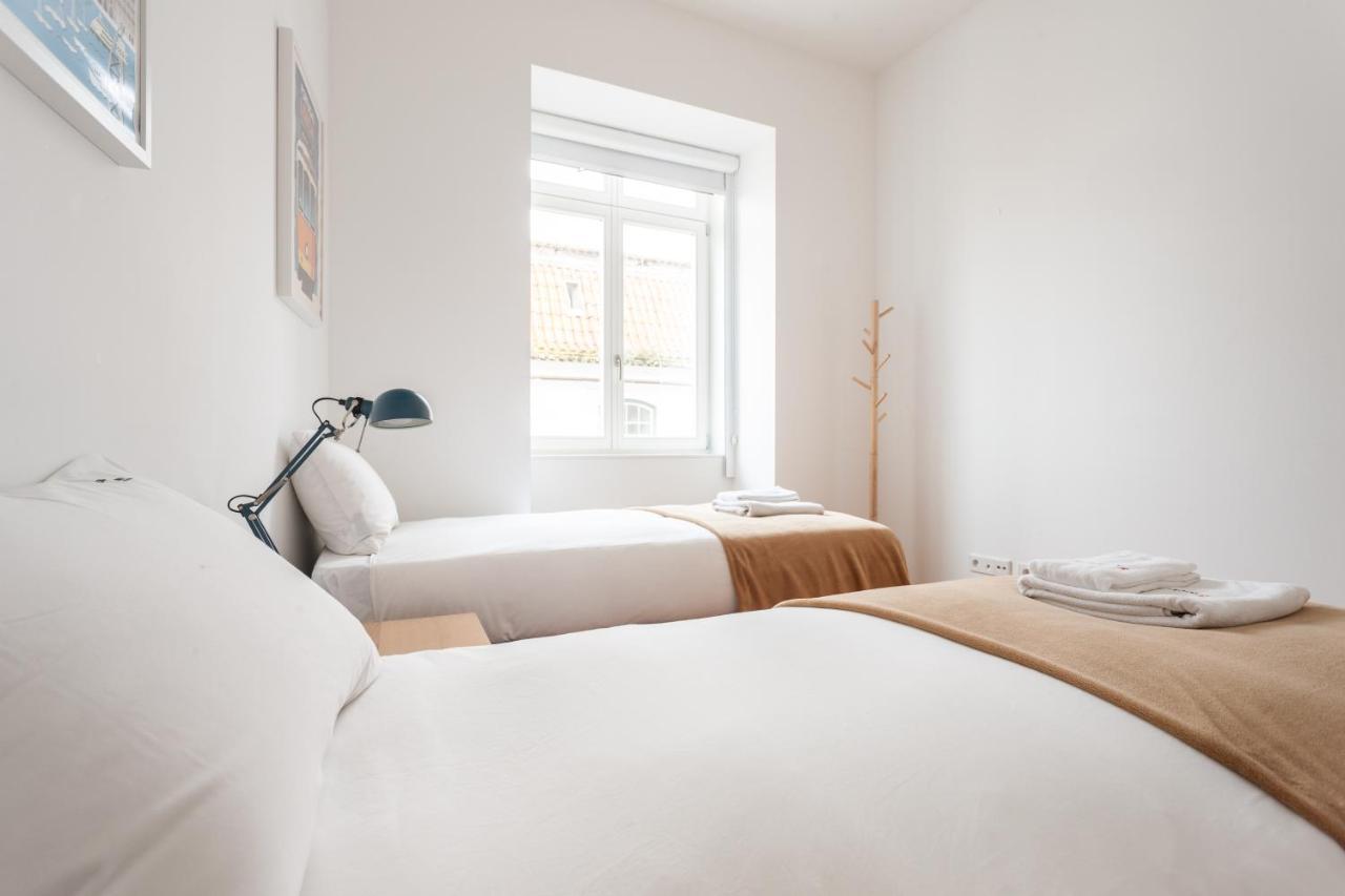 Flh Chiado Amazing Flat Apartment Lisbon Bagian luar foto